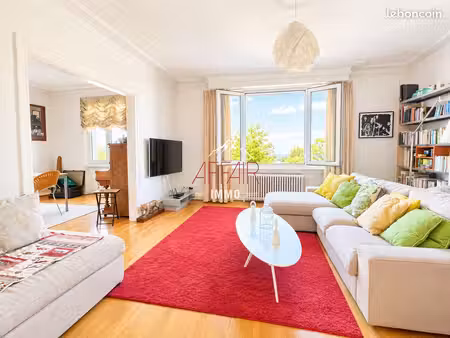 maison 6 pièces 148 m²