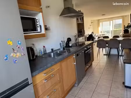 appartement t3 traversant 68 m²