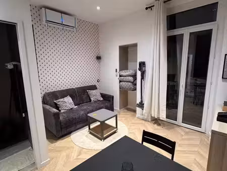 studio complètement équipé