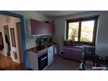 location appartement 4pieces 61m2 au calme
