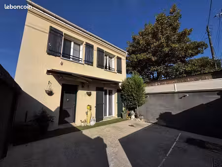 maison 5 pièces 94 m²