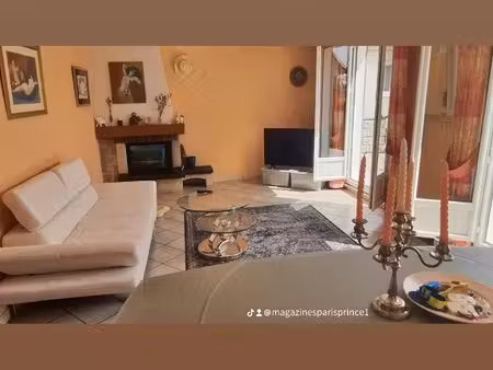 maison très jolie avec terrain 30 minutes de paris vaux le pénil