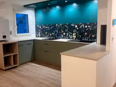 à louer – t2 rénové 40 m² balcon + parking
