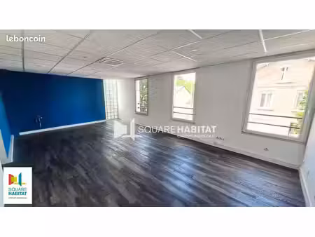 bureaux 161 m²