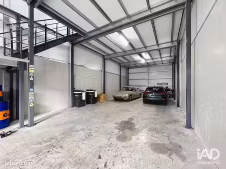 local 255 m² brie-comte-robert