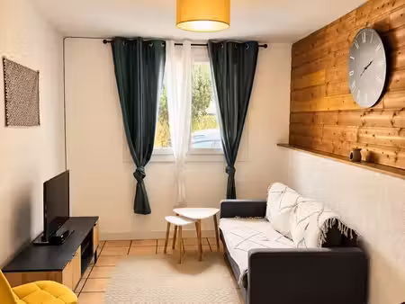 appartement t2 meublé 40 m²  rénové  entièrement équipé | montereau-fault-yonne (ville bas