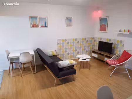 particulier loue très beau t2 meublé de 38 m2