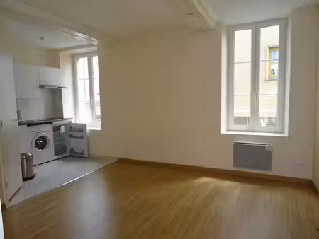 38 rue antigna - libre le 04/12/2026