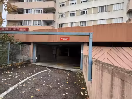 parking privée - quartier boucicaut