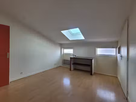 vente appartement 2 pièces  27.80m²  la rochelle