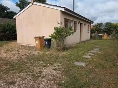 location maison à saint-seurin-sur-l'isle (33660) : à louer / 50m² saint-seurin-sur-l'isle