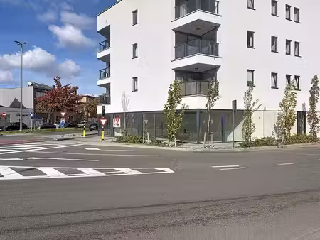espace commercial à un emplacement privilégié à vilvorde