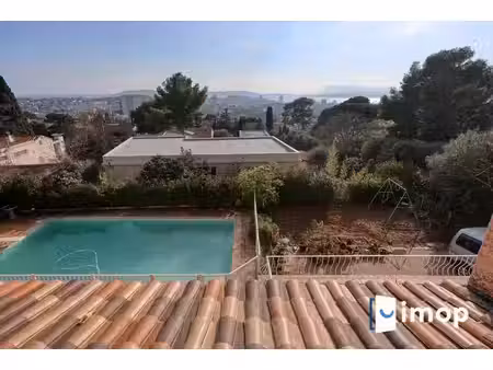 maison avec piscine proche centre-ville