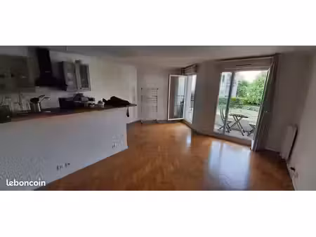 location appartement f3 de 65 m2 avec parking en sous-sol