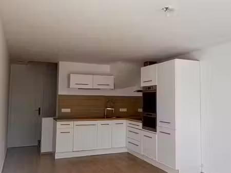 a louer appartement t3 duplex avec balcon