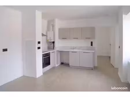 appartement t1 bis avec ascenseur et parking dans une résidence à creissels