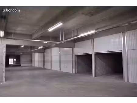 box / garage fermé 13m² en ss-1