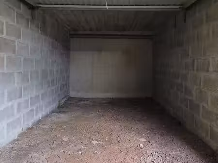 garage/box sécurisée rue damozanne (2mn rue caponnière)