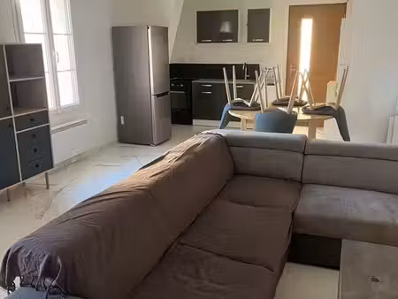 loue 3 t3 duplex centre ville possibilité en meublé