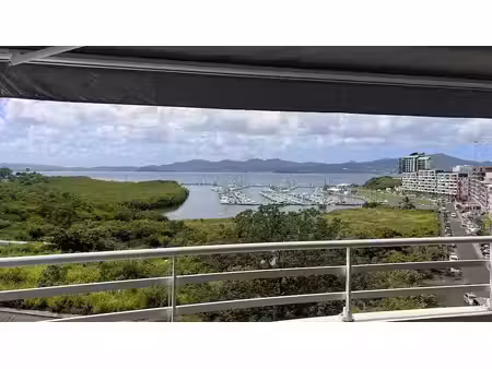 splendide t3 avec vue mer sur etang z'abricots