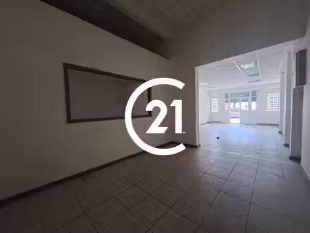a louer - fort de france - local commercial ou professionnel de