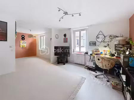 appartement de 64 01 m² à reims