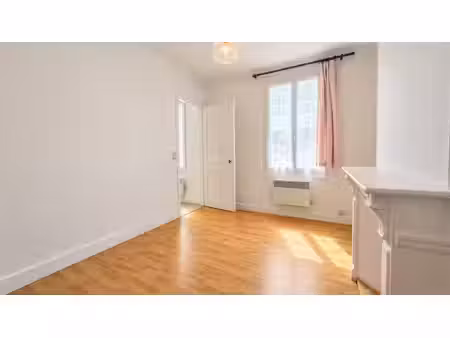 secteur massillon appartement 22 m2 à aménager  pour y vivre