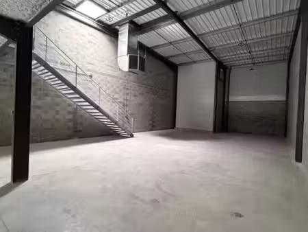 location entrepôt cugnaux 31270 478m²