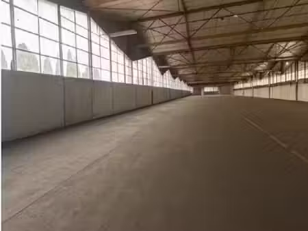 location entrepôt 240m² à 6000m²