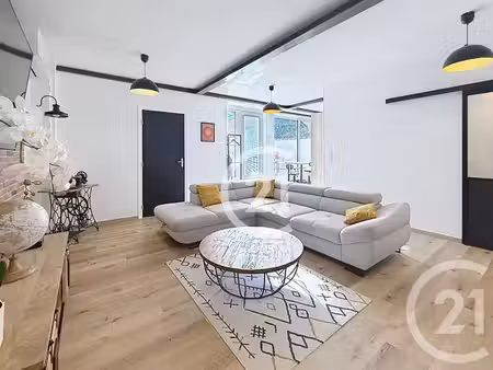 appartement f3 à louer - 3 pièces - 66 m2 - cognac - 16 - poitou-charentes