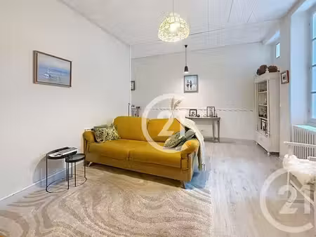 maison à louer - 3 pièces - 70 m2 - cognac - 16 - poitou-charentes
