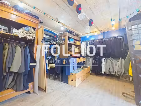 local commercial à vendre à granville - opportunité rare de 57.89 m²