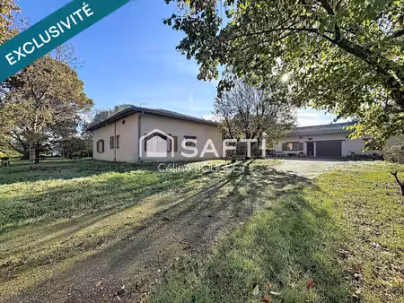 maison de caractère sur parc arboré 1 36 he et 200m2 de dépendances