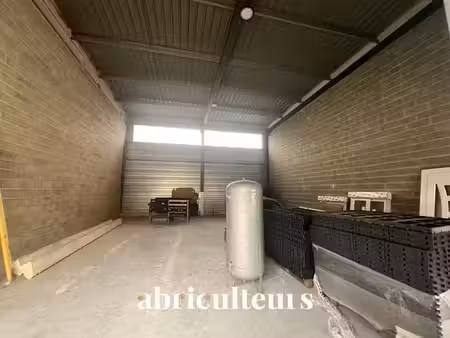 location locaux professionnels 120 m² à gasville-oisème (28300)  960 €