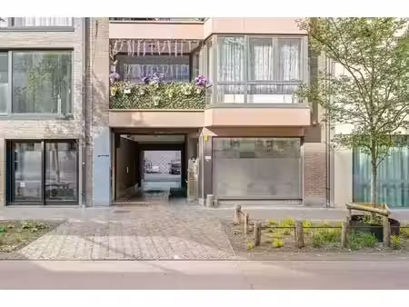 instapklare kantoorunit van 80 m² te huur in hartje sint-nik
