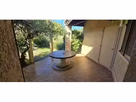 location appartement 2 pièces 49 m² à ajaccio (20000)  850 €