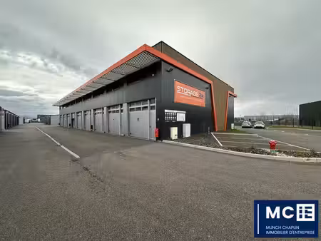 location local d’activités 96m²