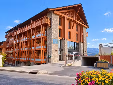 vente appartement 4 pièces 86m2 font-romeu-odeillo-via 66120 - 240000 € - surface privée