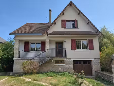 maison saint amand montrond 11 pièce(s)