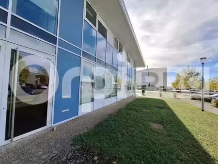 location bureaux compiegne 60200 197m²