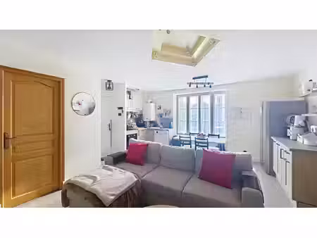 vente appartement 3 pièces  56.90m²  guignes