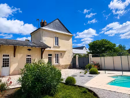 vente maison 4 pièces  121.00m²  saumur