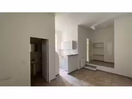 location appartement 1 pièce 22m² montpellier 34000
