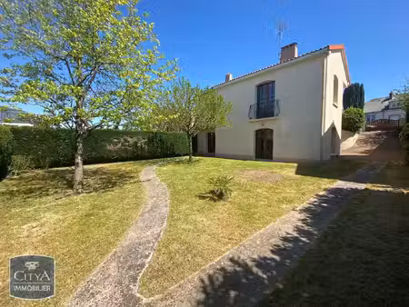 maison à louer 4 pièces 140 m² - cholet (49) - 1 100€