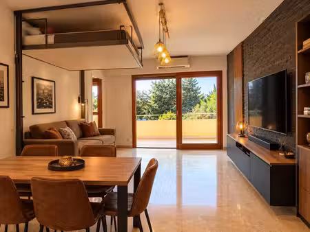 studio 27 m² avec parking privé et cave | entre les 2 gares & proche mer