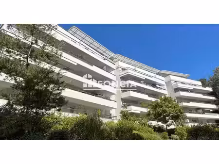 cannes bocca dans residence recente securisee avec piscine lumineux 2pieces terrasse pkg s