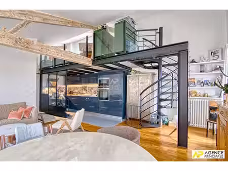 "versailles ermitage" superbe duplex non meublé de 4 pièces - 91 m² au sol - dernier étage