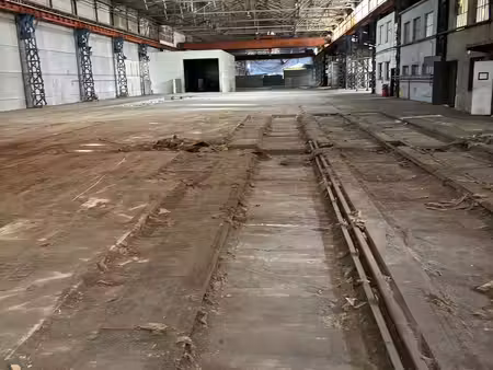 hangar à châteauneuf (42800)