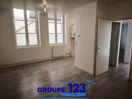 location appartement 3 pièces 51m² auxerre 89000
