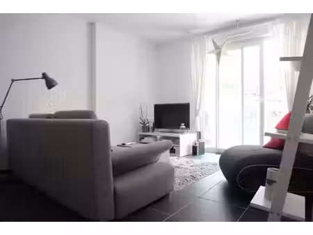 à louer – appartement t2 avec terrasse et garage – bossey (74160)